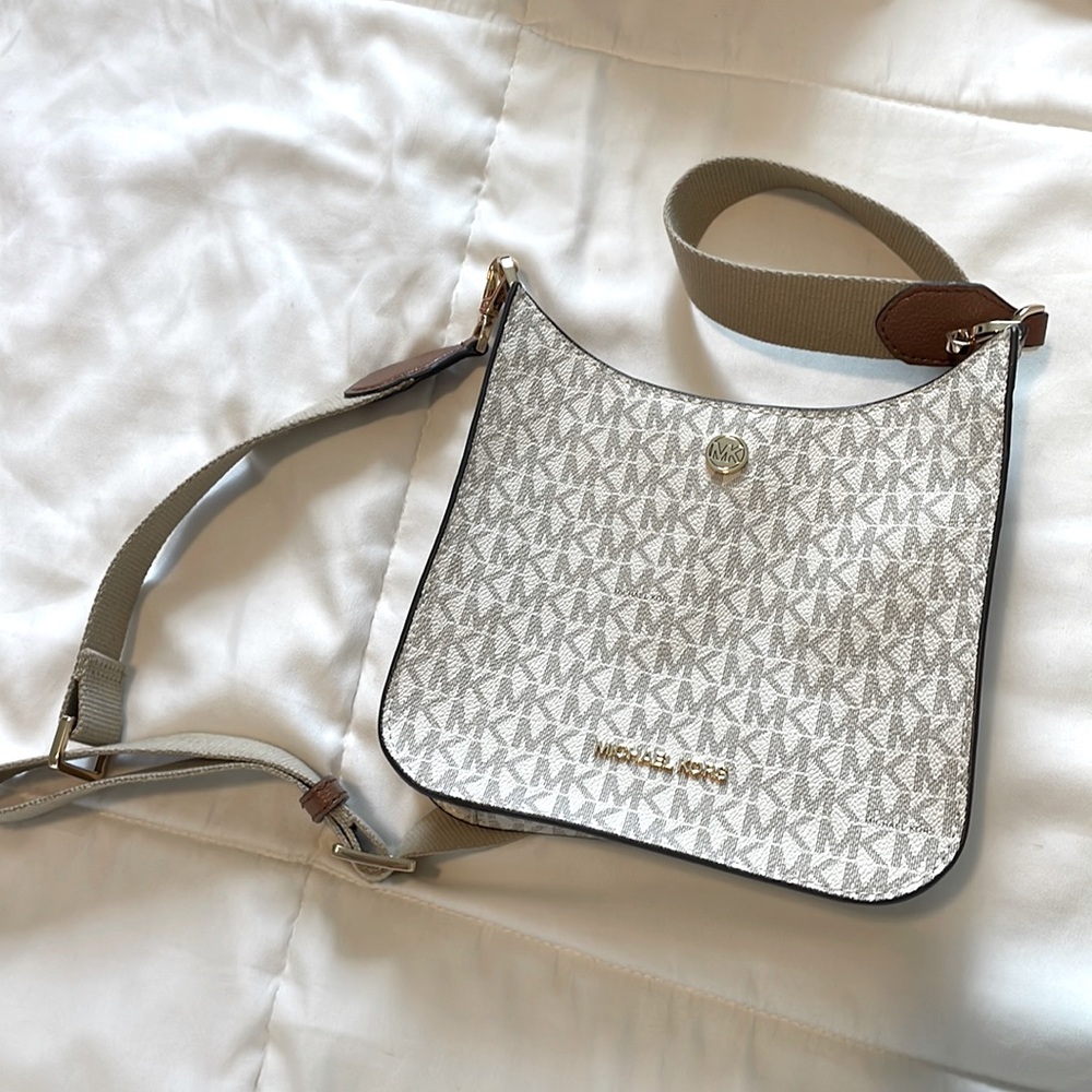 Michael Kors Crossbody